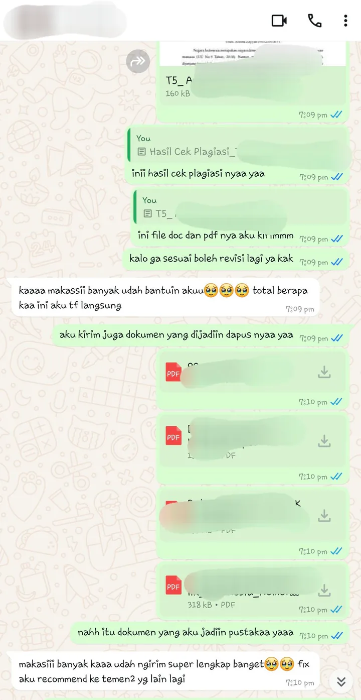 Screenshot chat pelanggan yang berterima kasih setelah menerima dokumen tugas